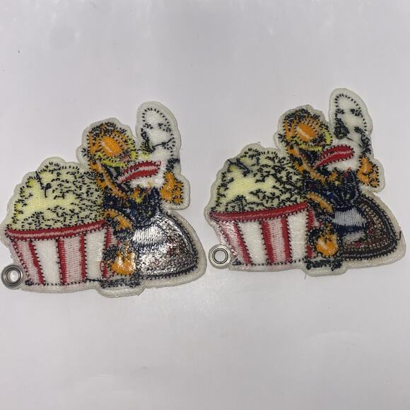 BSA Scouting For Food Popcorn Garfield Patch Paws Set Of 2 - Picture 3 of 3